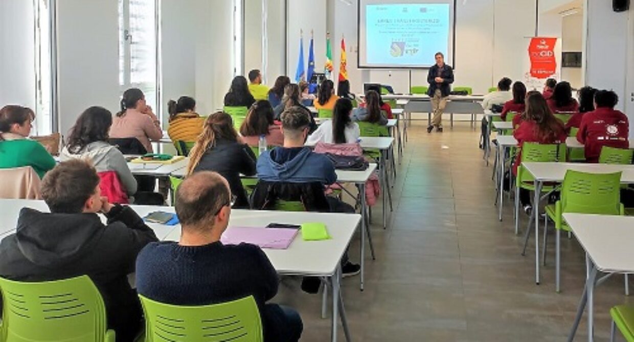 La FEMPEX impulsa sesiones informativas sobre el EURES en diversos proyectos de formación ocupacional de la región